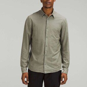 NWOT LULULEMON Commission Long Sleeve Shirt - Medium - Green Khaki
